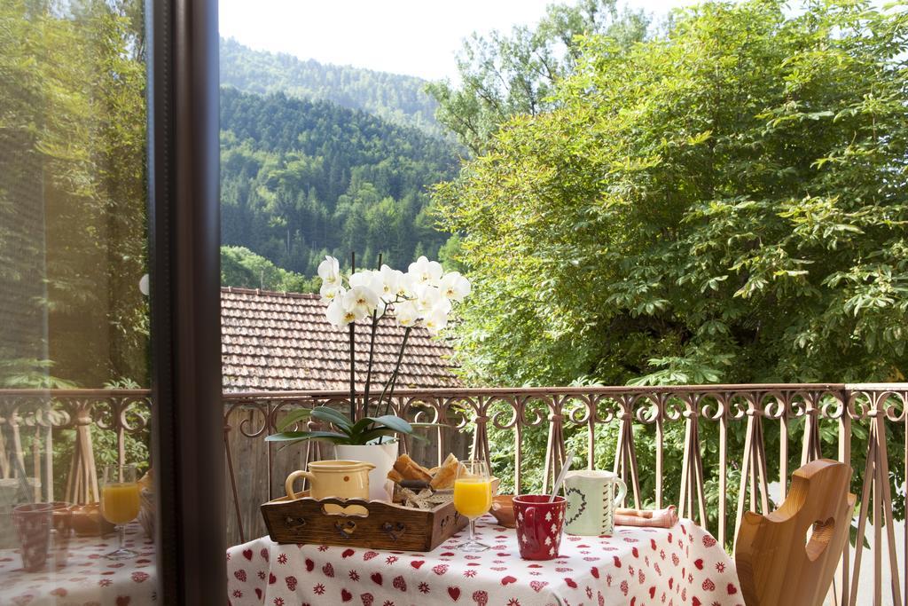 Appartement Zian Justine Lullin Exterior foto